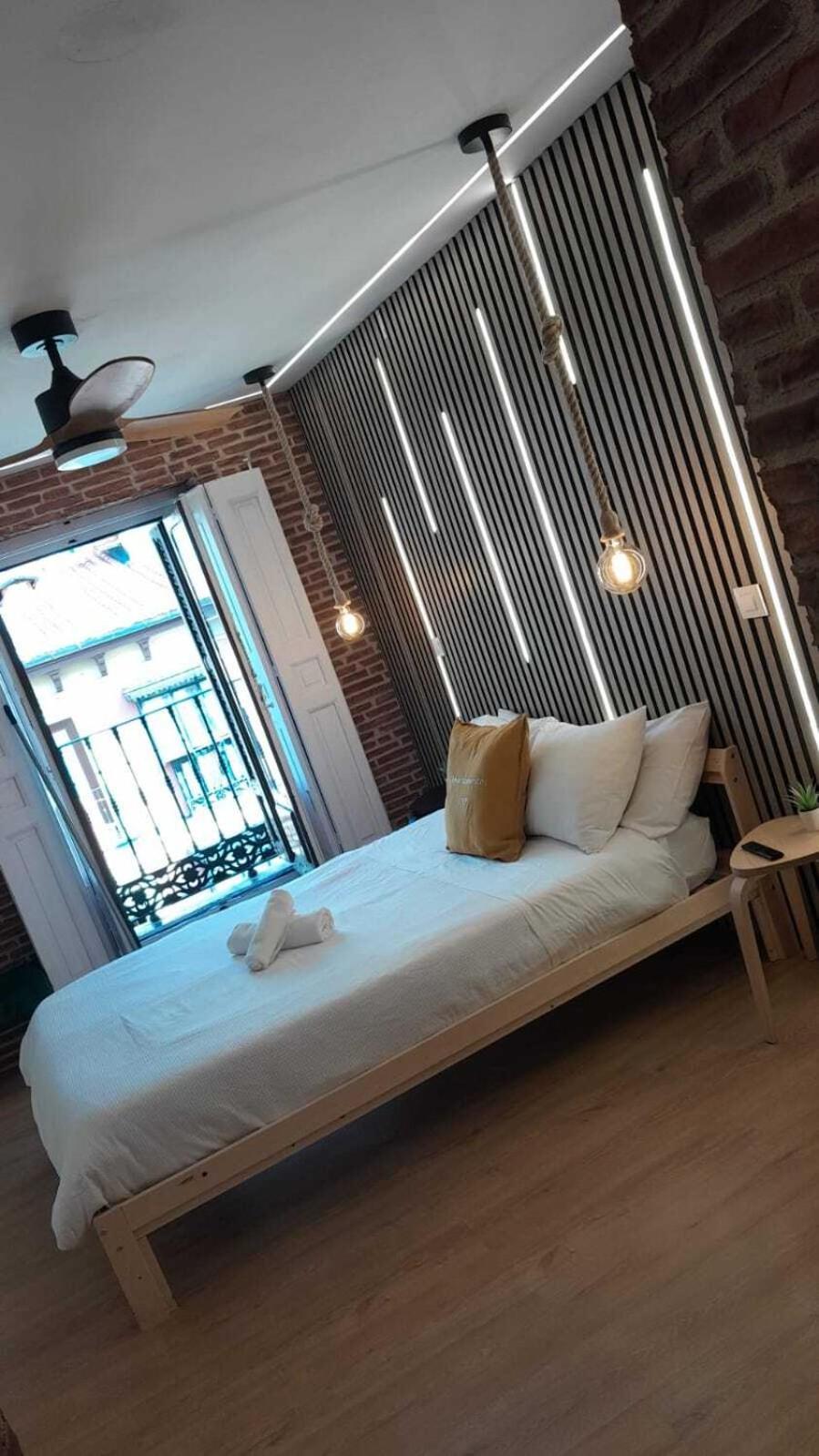 Apartamentos Preciados Madri Quarto foto
